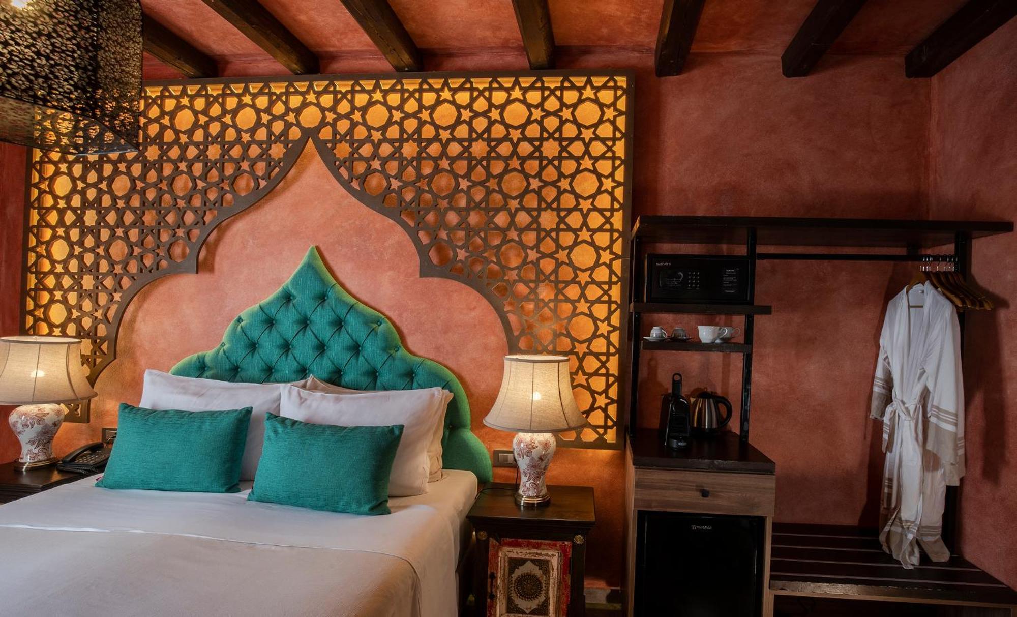 Decan Concept Boutique Estate